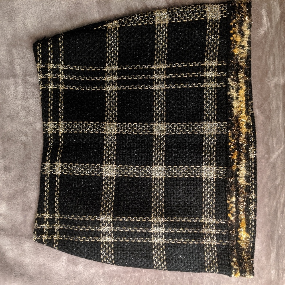 Skirt - Picture 2 of 4